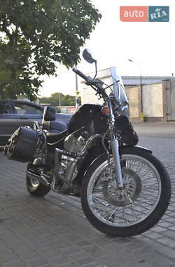 Мотоцикл Круизер Suzuki Intruder 400 2001 в 