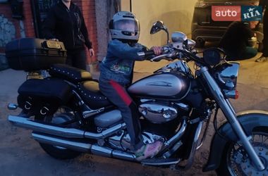 Мотоцикл Классик Suzuki Intruder 400 2006 в Шпикове