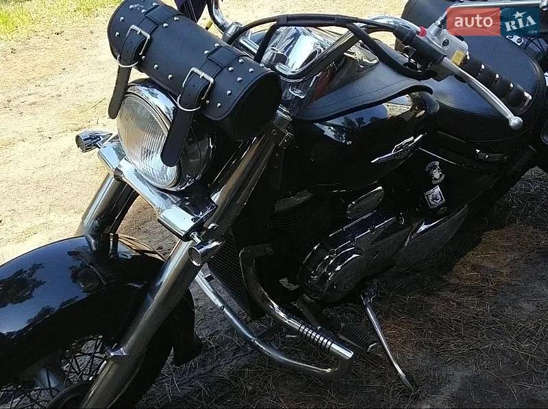 Suzuki Intruder 400 2005