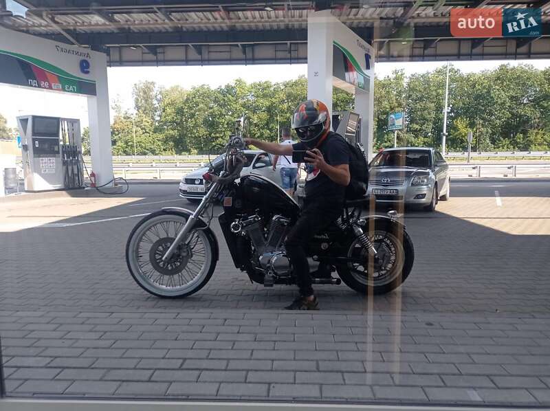 Боббер Suzuki Intruder 800 1996 в Києві