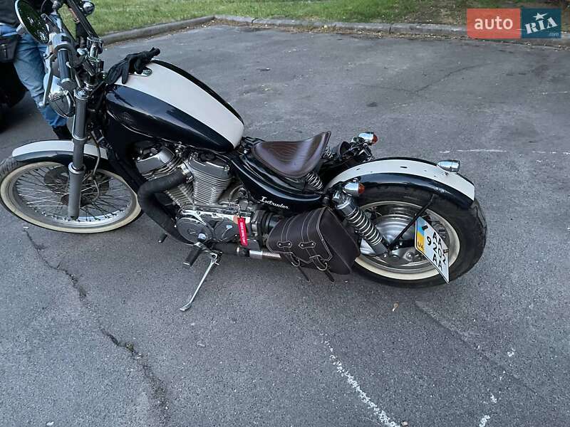 Боббер Suzuki Intruder 800 1996 в Києві