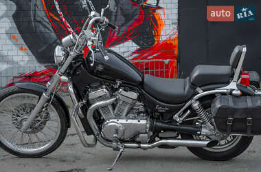 Мотоцикл Чоппер Suzuki Intruder 800 2001 в 