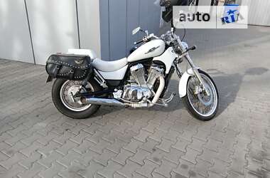 Мотоцикл Чоппер Suzuki Intruder 800 2000 в Бородянке