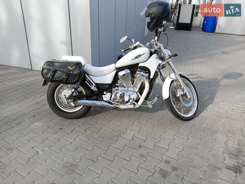 Мотоцикл Чоппер Suzuki Intruder 800 2000 в Бородянке