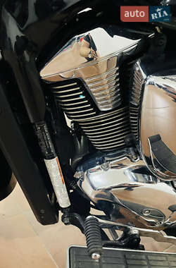 Мотоцикл Круізер Suzuki Intruder M 1800R 2010 в 