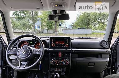 Позашляховик / Кросовер Suzuki Jimny 2020 в 