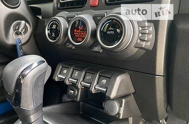 Позашляховик / Кросовер Suzuki Jimny 2021 в 