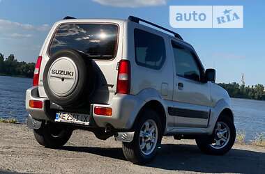 Позашляховик / Кросовер Suzuki Jimny 2018 в 