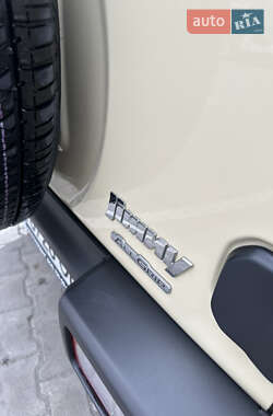 Внедорожник / Кроссовер Suzuki Jimny 2020 в 