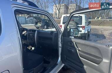 Внедорожник / Кроссовер Suzuki Jimny 2013 в 