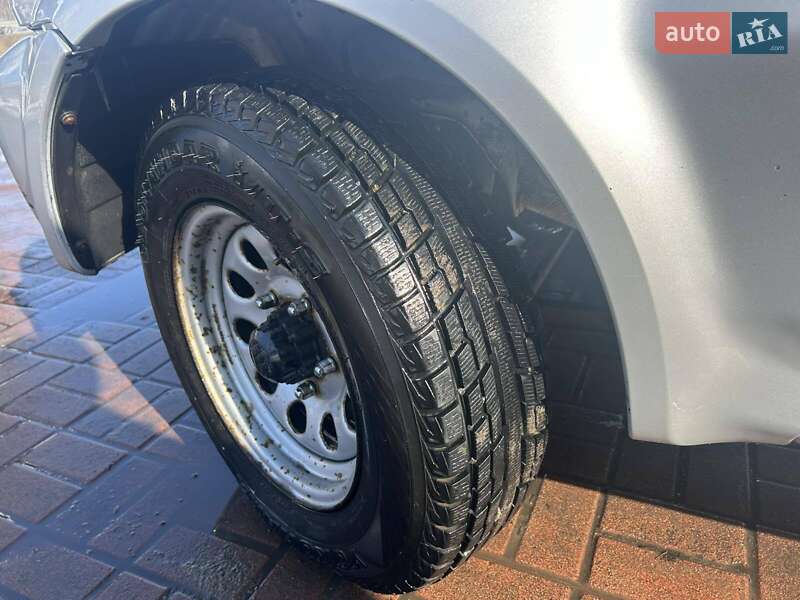 Внедорожник / Кроссовер Suzuki Jimny 2013 в Полтаве