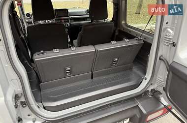 Позашляховик / Кросовер Suzuki Jimny 2022 в 