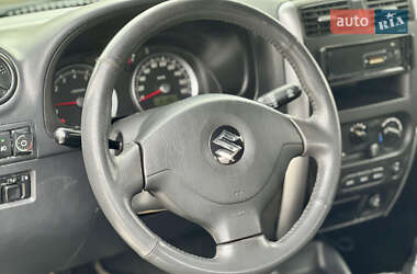 Внедорожник / Кроссовер Suzuki Jimny 2012 в 