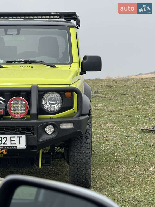Внедорожник / Кроссовер Suzuki Jimny 2021 в 