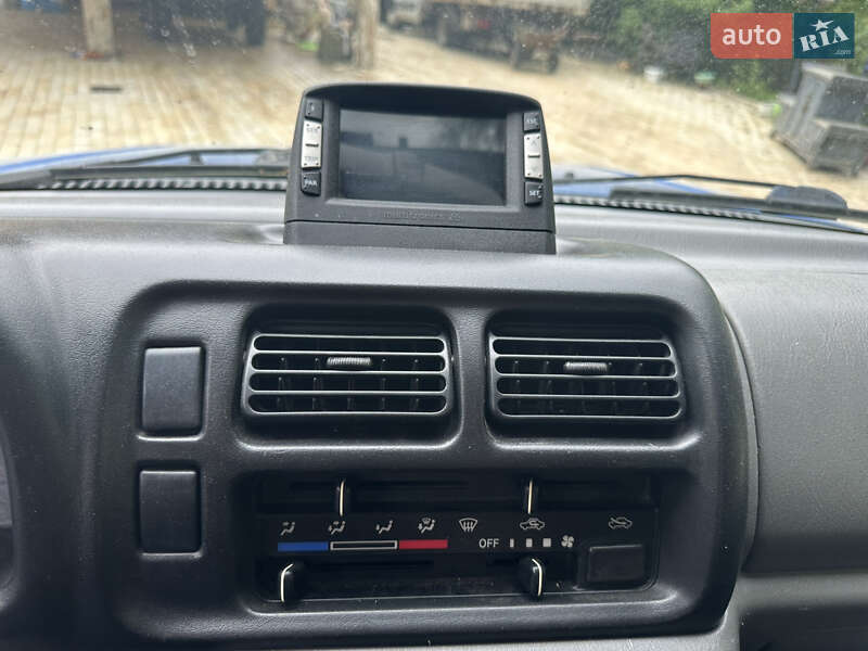 Внедорожник / Кроссовер Suzuki Jimny 2000 в Киеве