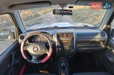 Позашляховик / Кросовер Suzuki Jimny 2013 в 