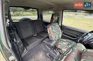 Внедорожник / Кроссовер Suzuki Jimny 2013 в 