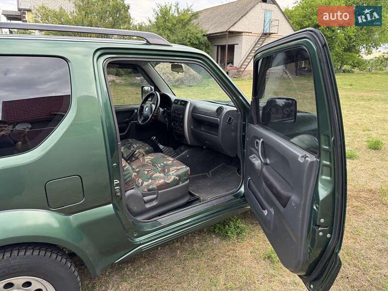 Позашляховик / Кросовер Suzuki Jimny 2013 в Семенівці