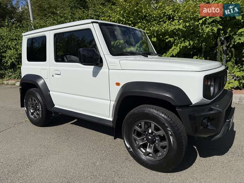Внедорожник / Кроссовер Suzuki Jimny 2019 в Киеве