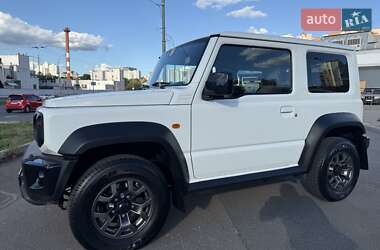 Внедорожник / Кроссовер Suzuki Jimny 2019 в 