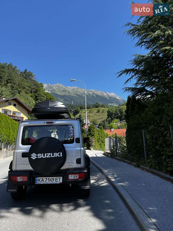 Внедорожник / Кроссовер Suzuki Jimny 2022 в Киеве