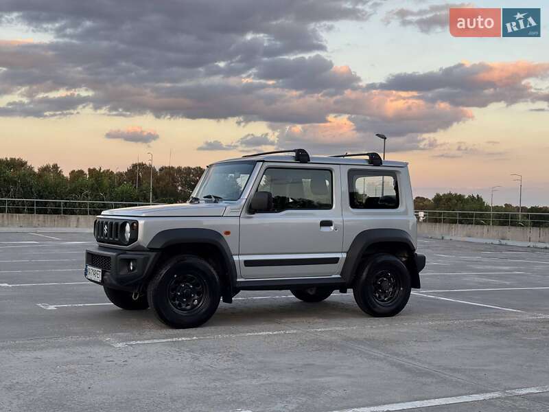 Внедорожник / Кроссовер Suzuki Jimny 2022 в Киеве