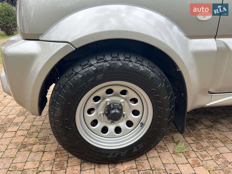 Внедорожник / Кроссовер Suzuki Jimny 2015 в Киеве фото 24 Внедорожник / Кроссовер Suzuki Jimny 2015 в Киеве