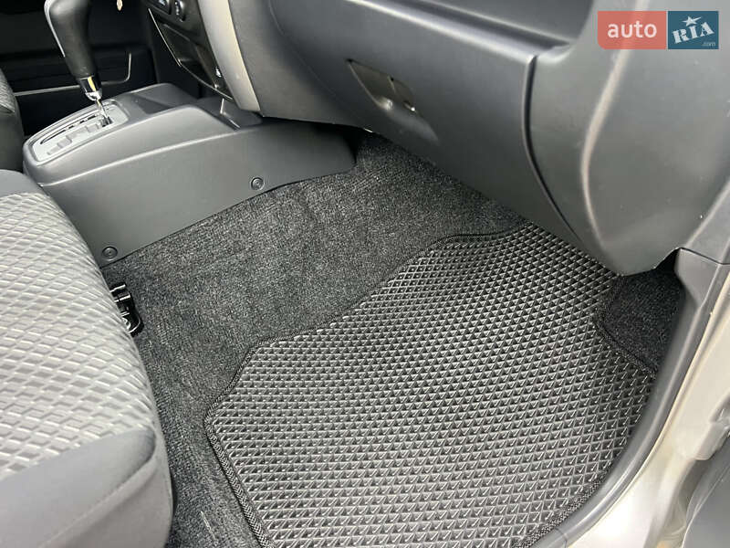 Внедорожник / Кроссовер Suzuki Jimny 2015 в Киеве фото 85 Внедорожник / Кроссовер Suzuki Jimny 2015 в Киеве