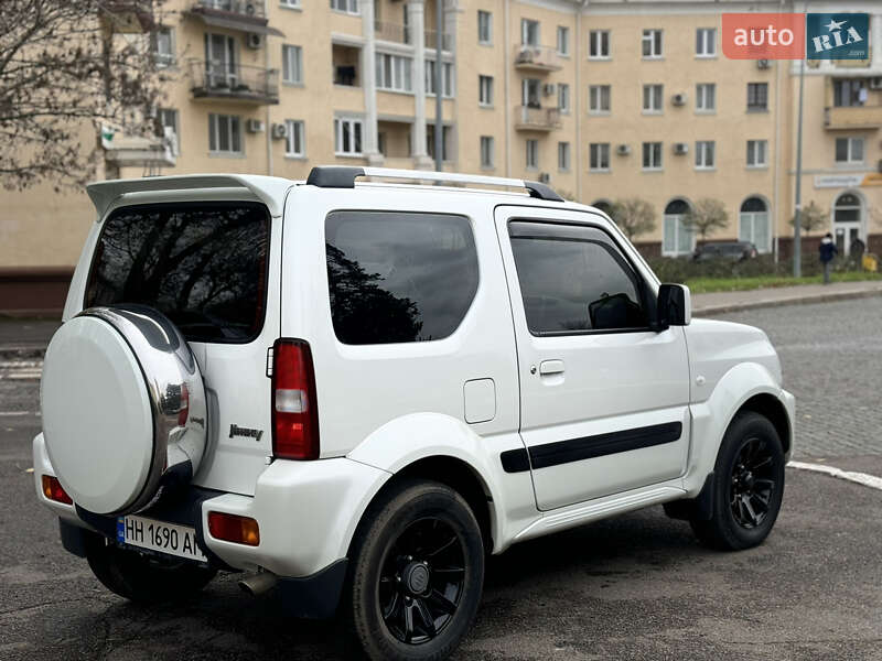 Внедорожник / Кроссовер Suzuki Jimny 2014 в Черноморске фото 4 Внедорожник / Кроссовер Suzuki Jimny 2014 в Черноморске
