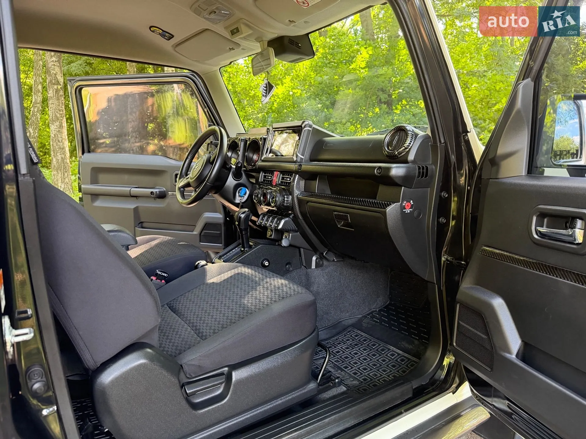 2019 Suzuki Jimny - мініатюра 36