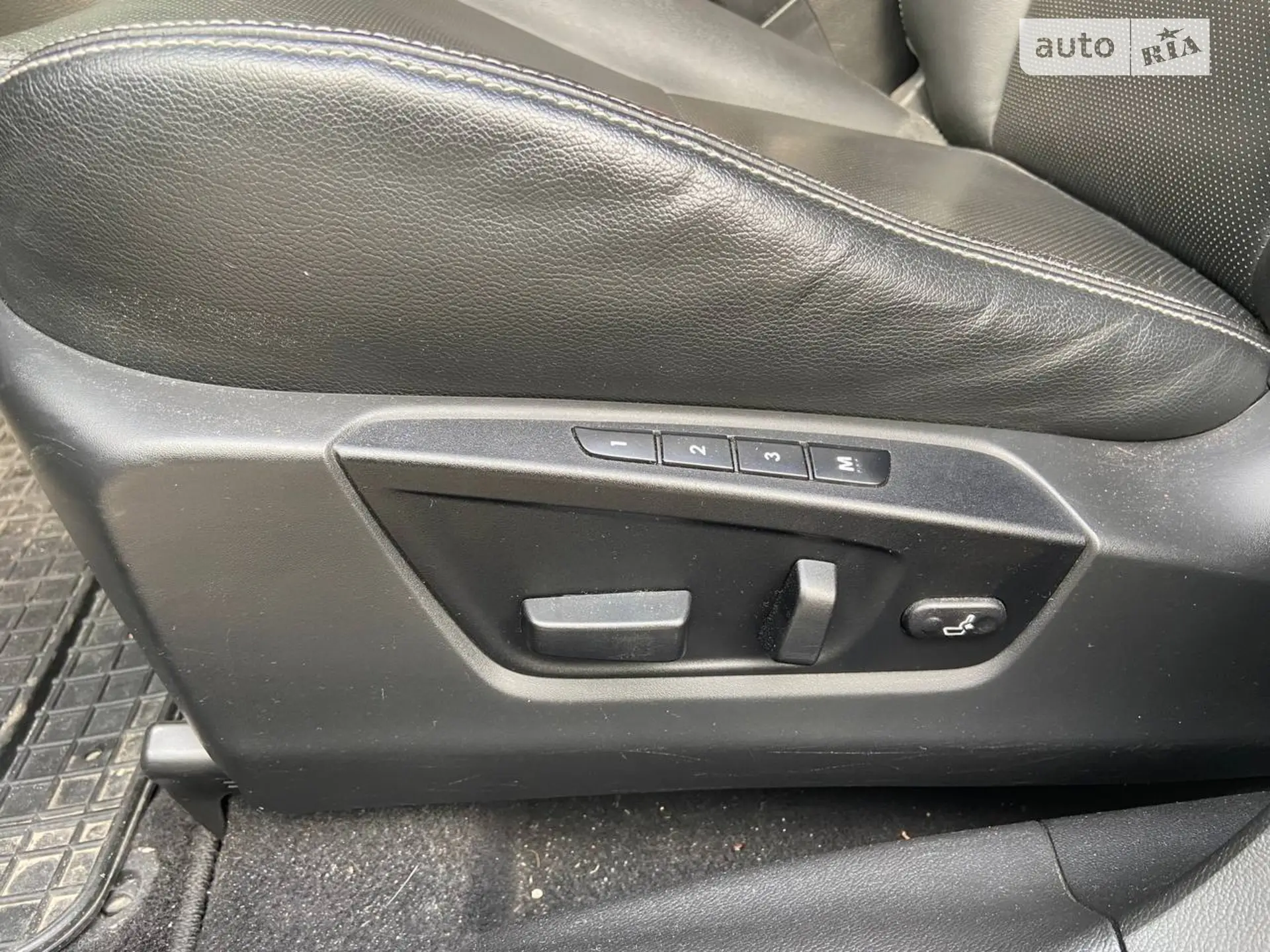 2011 Suzuki Kizashi - мініатюра 23