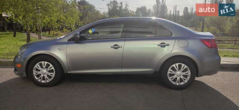 Седан Suzuki Kizashi 2011 в Києві