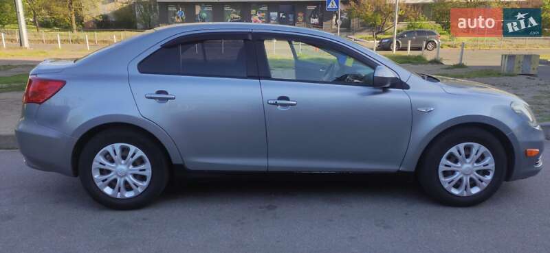Седан Suzuki Kizashi 2011 в Києві