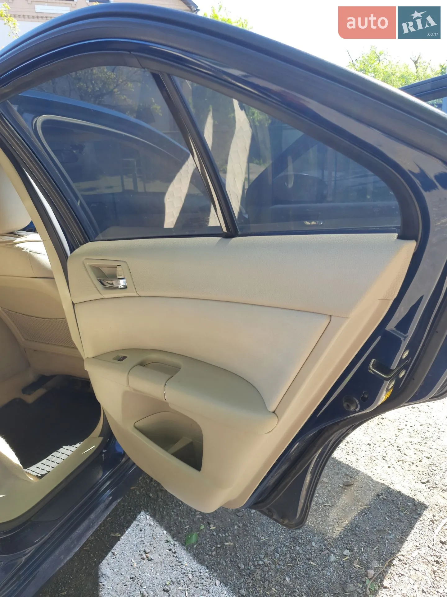 2012 Suzuki Kizashi - мініатюра 15
