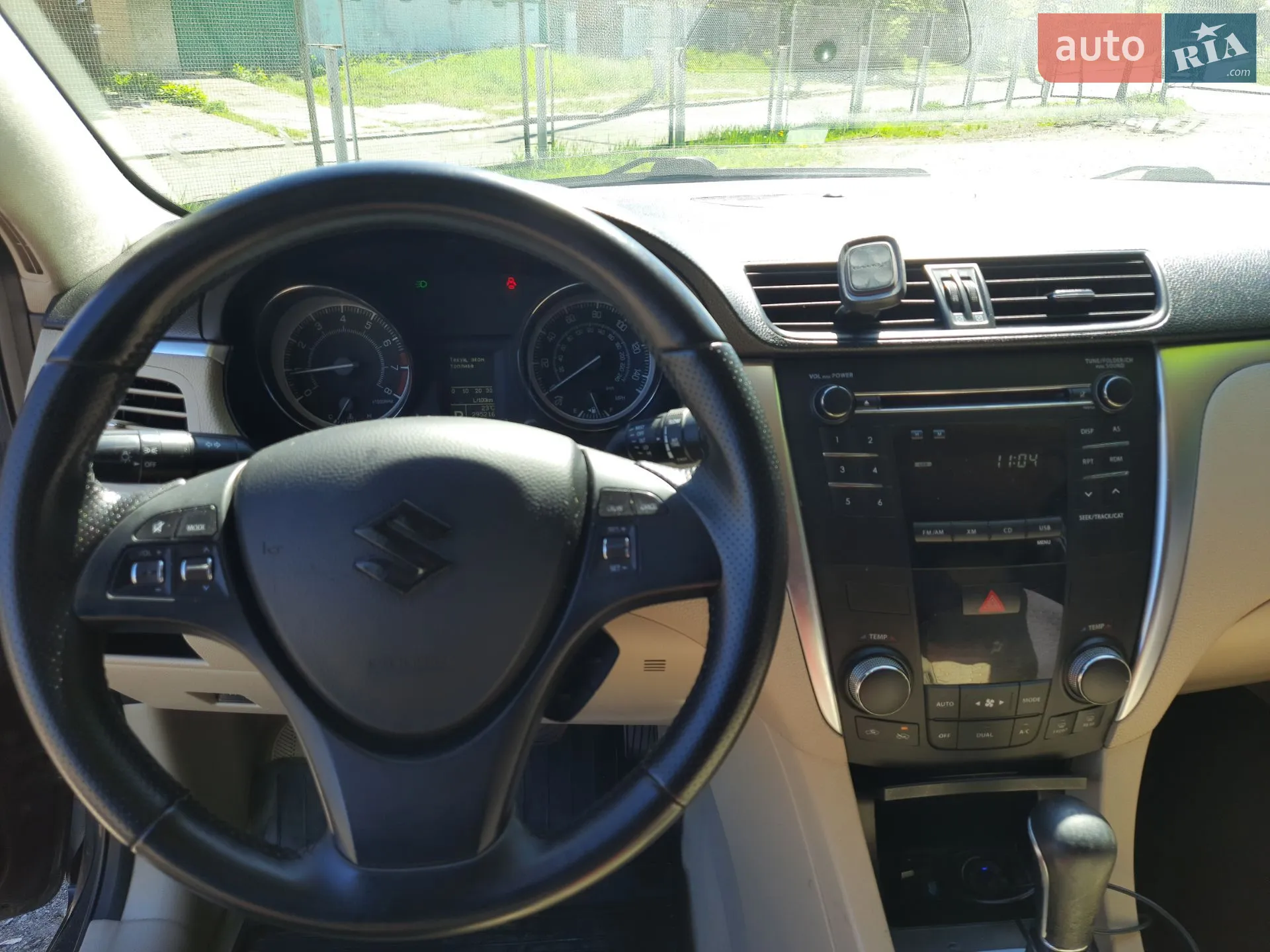 2012 Suzuki Kizashi - мініатюра 26