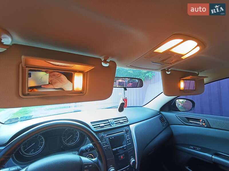 Седан Suzuki Kizashi 2012 в Конотопі