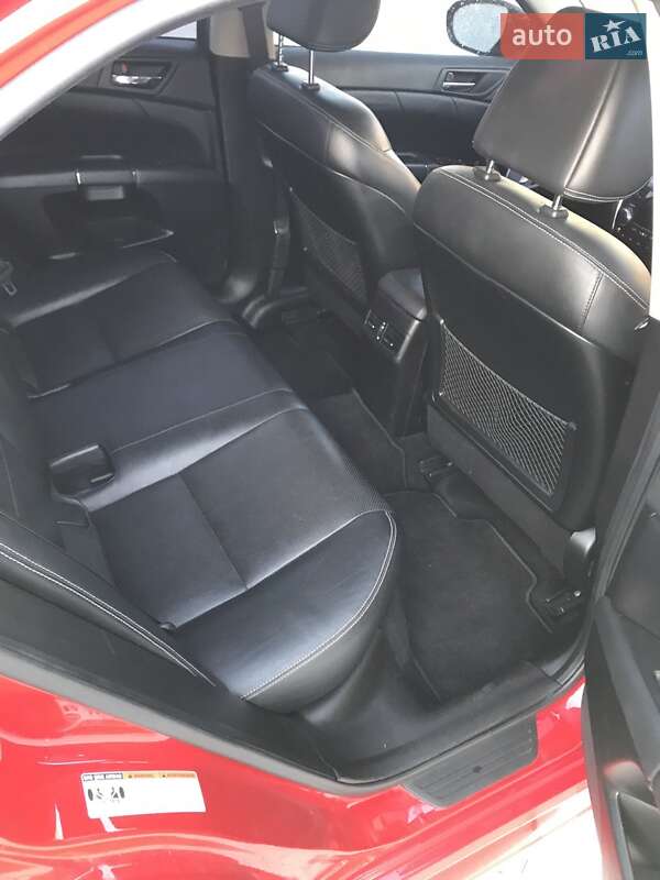 Седан Suzuki Kizashi 2010 в Тернополі