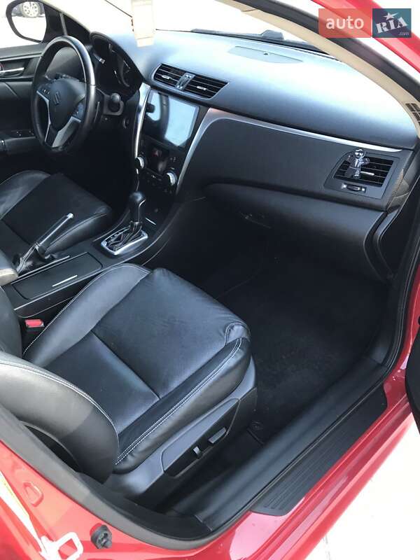 Седан Suzuki Kizashi 2010 в Тернополі