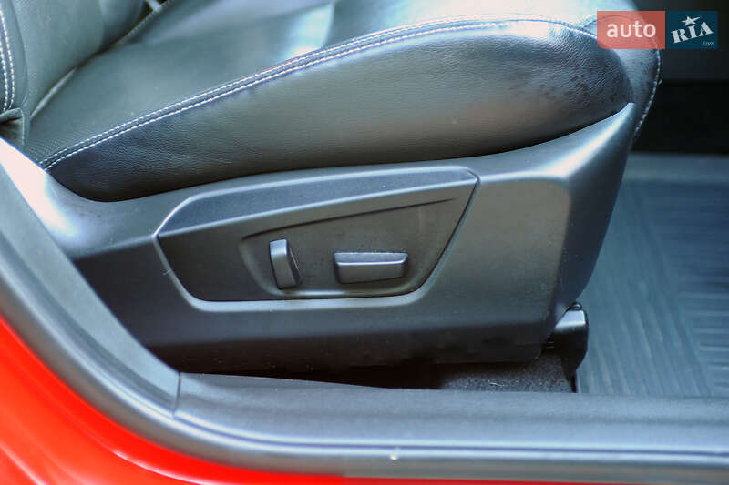 Седан Suzuki Kizashi 2010 в Рівному