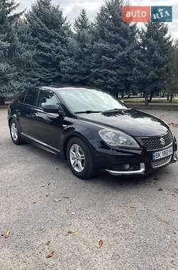 Седан Suzuki Kizashi 2010 в  фото 6 Седан Suzuki Kizashi 2010 в