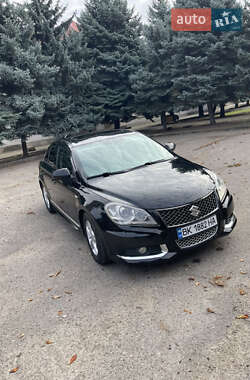 Седан Suzuki Kizashi 2010 в  фото 12 Седан Suzuki Kizashi 2010 в