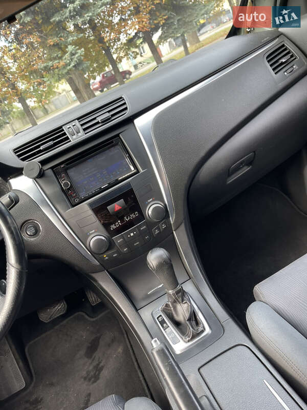 Седан Suzuki Kizashi 2010 в Вознесенске фото 23 Седан Suzuki Kizashi 2010 в Вознесенске