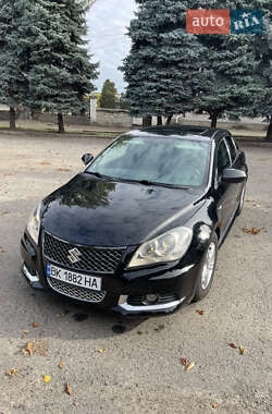 Седан Suzuki Kizashi 2010 в  фото 29 Седан Suzuki Kizashi 2010 в