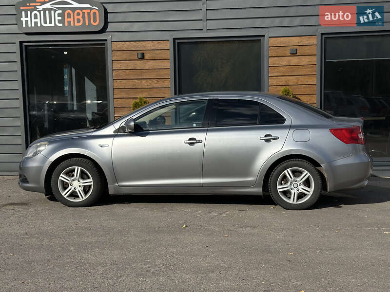 Седан Suzuki Kizashi 2010 в Шептицькому