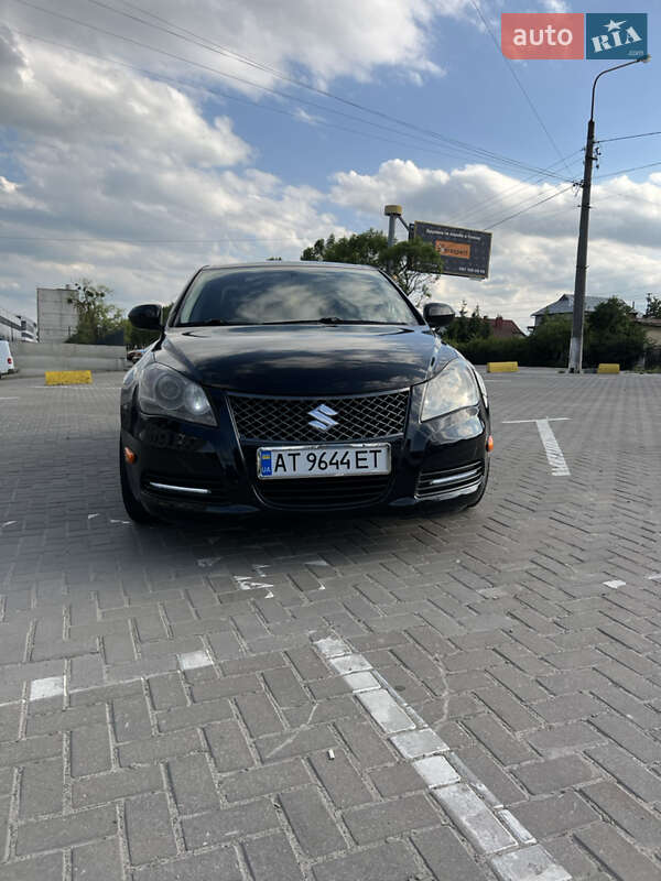 Седан Suzuki Kizashi 2012 в Ивано-Франковске