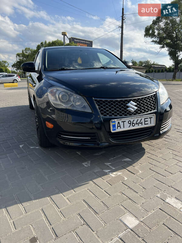 Седан Suzuki Kizashi 2012 в Ивано-Франковске