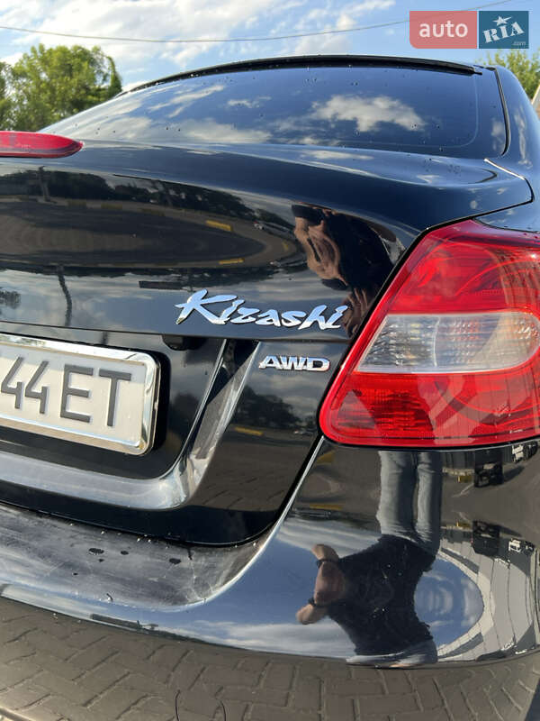 Седан Suzuki Kizashi 2012 в Ивано-Франковске