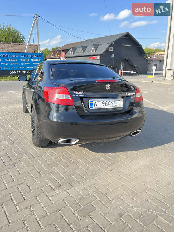 Седан Suzuki Kizashi 2012 в Ивано-Франковске