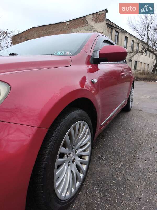 Седан Suzuki Kizashi 2012 в Конотопі