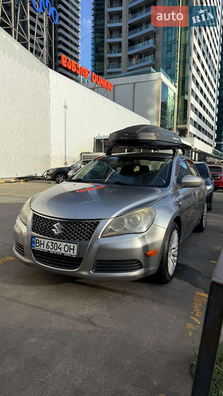 Suzuki Kizashi 2011